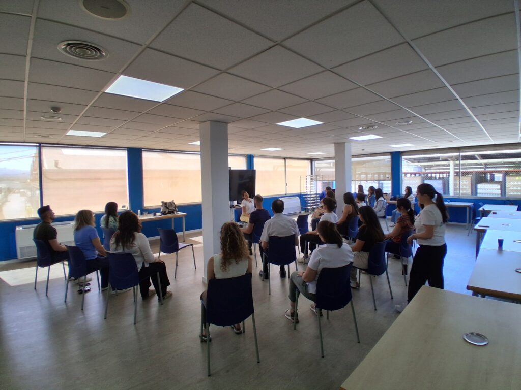 Taller Salud digestiva, clase de yoga